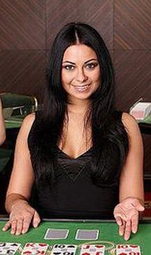 Eine Dealerin beim Live Casino Hold'em spielen beim Anbieter Dunder.